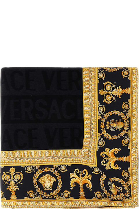 Versace for Homeware Versace Embroidered Wool And Silk I â ¡ Baroque Blanket